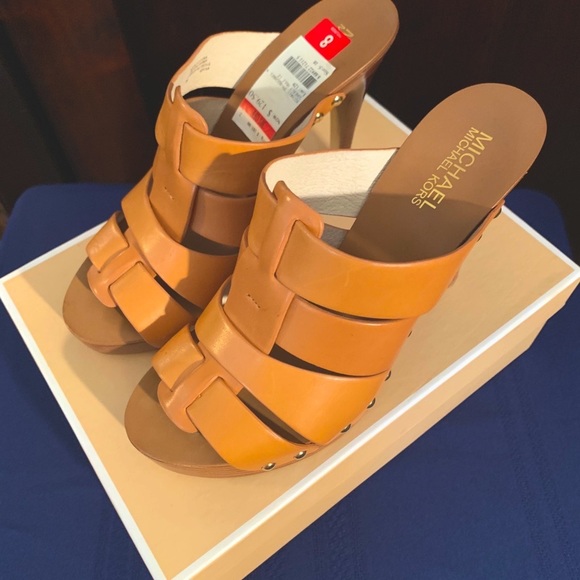 Michael Kors Peanut Platform Sandals - Picture 2 of 7